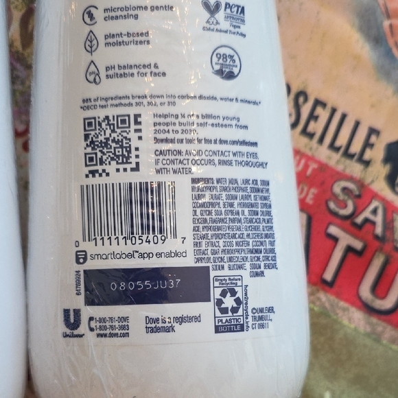 Dove, Rejuvenate& Replenish w/ 2 Bottle Pomegranite & Dragon Fruit,Body Wash - Picture 5 of 10